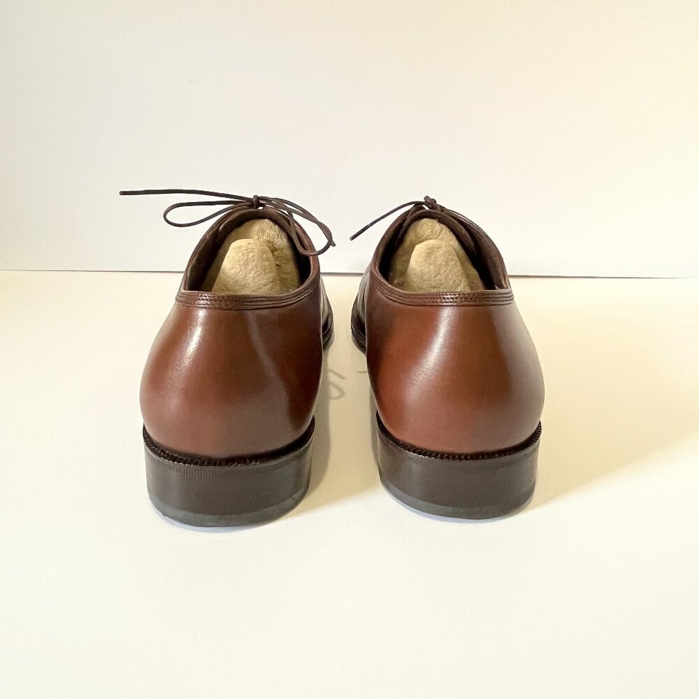 Brown Salvatore Ferragamo Dress Shoe - Picture 5 of 8
